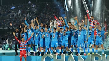 Jun 1, 2025; Mexico City, MEX; Cruz Azul celebrate the win against the Vancouver Whitecaps FC during the final of the Concacaf Champions Cup at Estadio Olímpico Universitario. Mandatory Credit: Kirby Lee-Imagn Images