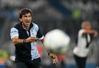 Gustavo Costas fue consultado por la llegada de Damián Pizarro a Racing y sorprendió con esta frase
