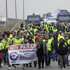 Convocados siete días de huelga en el transporte por carretera