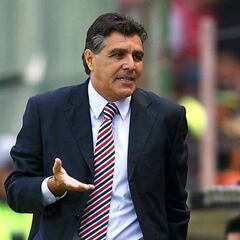 Lalo Bacas dirigiría en la Liga de Balompié Mexicano