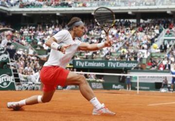 El tenista mallorquín Rafa Nadal vence en su primer partido contra Brands.