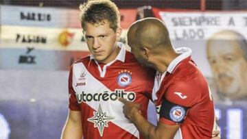 El Alavés negocia por Esteban Rolón, de Argentinos Juniors