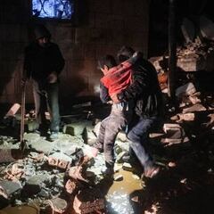 Terremoto en Turquía: Al menos 2,700 fallecidos