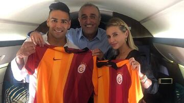 Falcao con la camiseta de Galatasaray