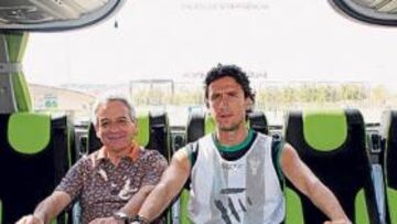 <b>POSITIVO. </b>Gaspar, satisfecho con el arranque del equipo.