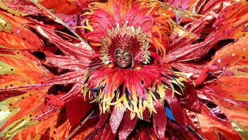 PUERTO ESPA&Ntilde;A, 24/02/2020.- La Reina Nacional J&uacute;nior del Carnaval, Aniya Sealy, hace una aparici&oacute;n especial representando &quot;Rising From The Ashes&quot; (Renaciendo de las cenizas) durante la Comisi&oacute;n Nacional de la reina y 