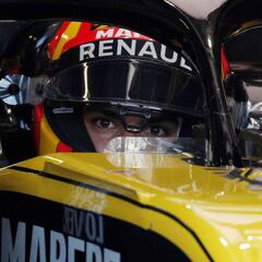 Sainz y las mejoras de Renault: "Las llevaba todas Hulkenberg"