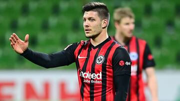 Jovic desespera, el Eintracht pincha