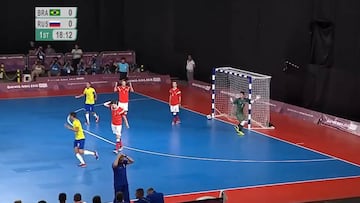 Esto pasó en futsal: un gol en propia puerta inexplicable