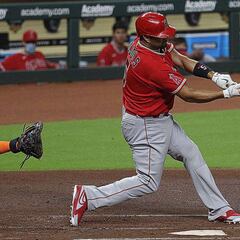 Albert Pujols pasa a Alex Rodríguez en la lista de carreras remolcadas