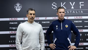 20/01/25 CD CASTELLON RUEDA DE PRENSA JOHAN PLAT BOB VOULGARIS