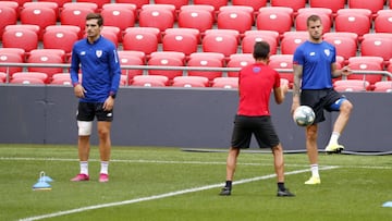 Iñigo Córdoba se resiente de su lesión