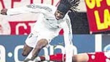 Balboa hizo un buen partido en la banda derecha del Madrid.