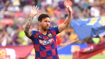 Expertos lamentan la salida de Lionel Messi del Barcelona