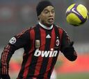 Ronaldinho pide explicaciones por su suplencia