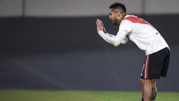 BUENOS AIRES, ARGENTINA - JULY 25: Paulo Diaz of River Plate celebrates after scoring the fourth goal of his team  during a match between River Plate and Union as part of Torneo Liga Profesional 2021 at Estadio Monumental Antonio Vespucio Liberti on July 25, 2021 in Buenos Aires, Argentina. (Photo by Marcelo Endelli/Getty Images)