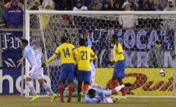 Argentina y Ecuador se vieron las caras en Nueva Jersey. Es el último amistoso de ambos antes de la Copa América.