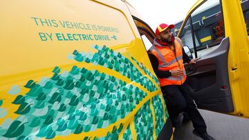 The average salary for couriers and messengers in the US is not very large but it can vary wildly depending on the location.