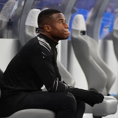 Matthäus desaconseja a Moukoko fichar por el Barça