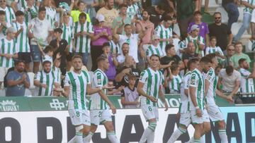 Isma Ruiz celebra su gol