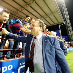 Agustín Lasaosa quiere volver a la presidencia del Huesca