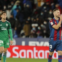 Mustafi, intervenido con éxito