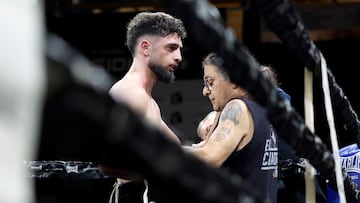 25/11/23 COMBATE BOXEO EBU SILVER PESO SUPERMEDIO
JOSE LUIS NAVARRO JR VS GUSTAVE TAMBA