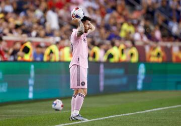 Inter Miami's Argentine forward #10 Lionel Messi
