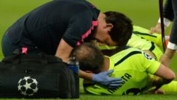 Luis Enrique confirma la baja de Iniesta y Alves vuelve