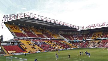 Imagen del Coral Windows Stadium (Valley Parade), estadio del Bradford City.