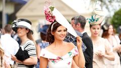 Ascot vuelve lleno de looks extravagantes y mucho glamour