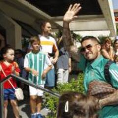 Polémica en la selección de Perú con el lateral verdiblanco Vargas