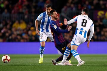 Messi y Mikel Merino.