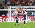 ‘Chicharito’ Hernández no está rompiendo el vestidor en Chivas: este sencillo gesto lo demuestra