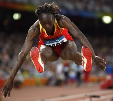 Atleta especialista en el triple salto con un récord de 15,39 metros logrado en Pekín 2008. Revalidaba el oro de Atenas 2004 pero en esta ocasión con marca olímpica.
