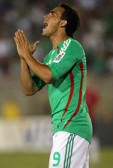 El delantero fue considerado mejor jugador que Javier 'Chicharito' Hernández por Carlos Reinoso, leyenda del América y del futbol mexicano. El atacante tenía buena técnica y otras cuestiones físicas interesantes, pero la afición azteca nunca perdonó sus fallas increíbles ante Haití en el preolímpico de Concacaf de 2008.