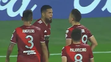 ¡Paulo Díaz salvó a River en la Copa con este tremendo cabezazo!