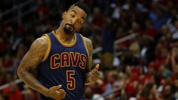 J.R. Smith y los Cavaliers siguen sin acercar posturas...