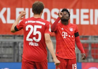 Las bandas del Bayern, un dilema para Favre