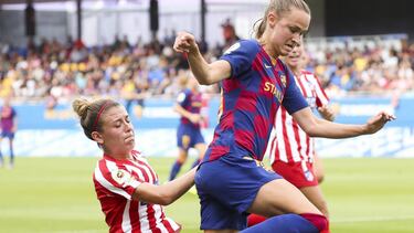 Menayo y Hansen, durante el Barça-Atlético del mes pasado.