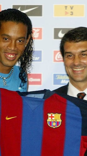 Sale a la luz nueva toma del primer gol de Ronaldinho con el Barcelona