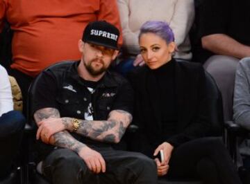 Joel Madden y Nicole Richie, celebrities en el Staples.