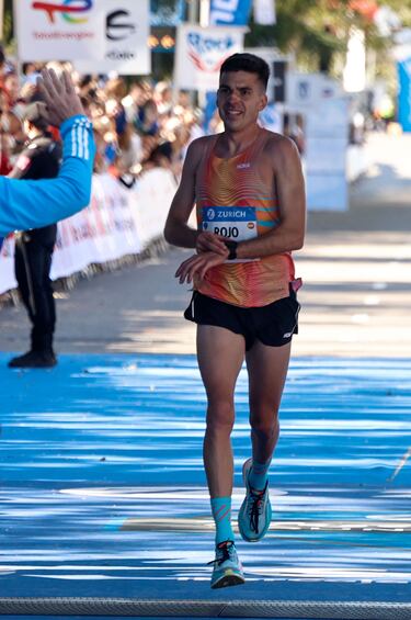El español Yago Rojo entra en el tercer puesto en la 47ª edición del Zurich Rock 'N' Roll Running Series.