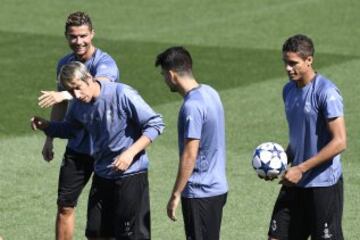 Último entrenamiento del Real Madrid antes del derbi