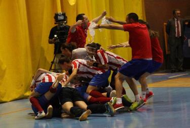 El Atlético se lleva la Copa ante el Burela en penaltis