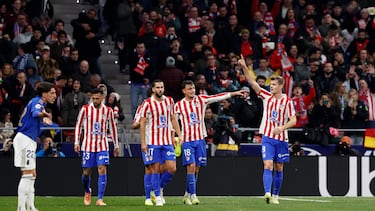 Sorloth celebra uno de los goles ante el Oviedo.