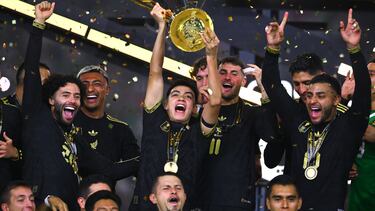 Gilberto Mora of Mexico lift the Champion Trophy during the Final match between United States USA) and Mexico (Mexican National Team) as part of the 2025 CONCACAF Gold Cup at NRG Stadium, on July 06, 2025 in Houston, Texas, United States.