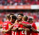 El Benfica, más líder tras golear al colista