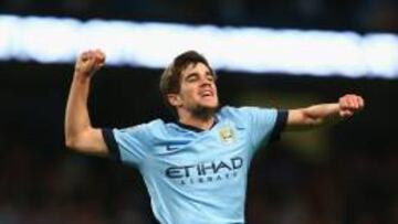 José Ángel Pozo, celebrando un gol durante su época en el Manchester City.