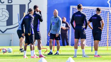 24/09/25
ENTRENAMIENTO FC BARCELONA
HANSI FLICK